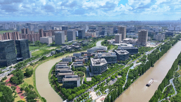 中心 - 环境 户型价格地址楼盘详情配套电话交房时间配套电话交房时间pg电子模拟器试玩招商中旅·壹江臻邸(售楼处)  -招商壹江臻邸销售(图8)